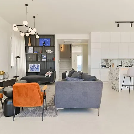 Exclusive Arete Villa