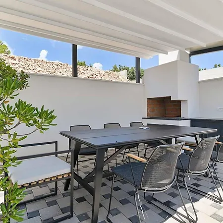 Villa Exclusive Arete *